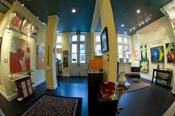 Art Gallery Ellis-Nicholson Gallery