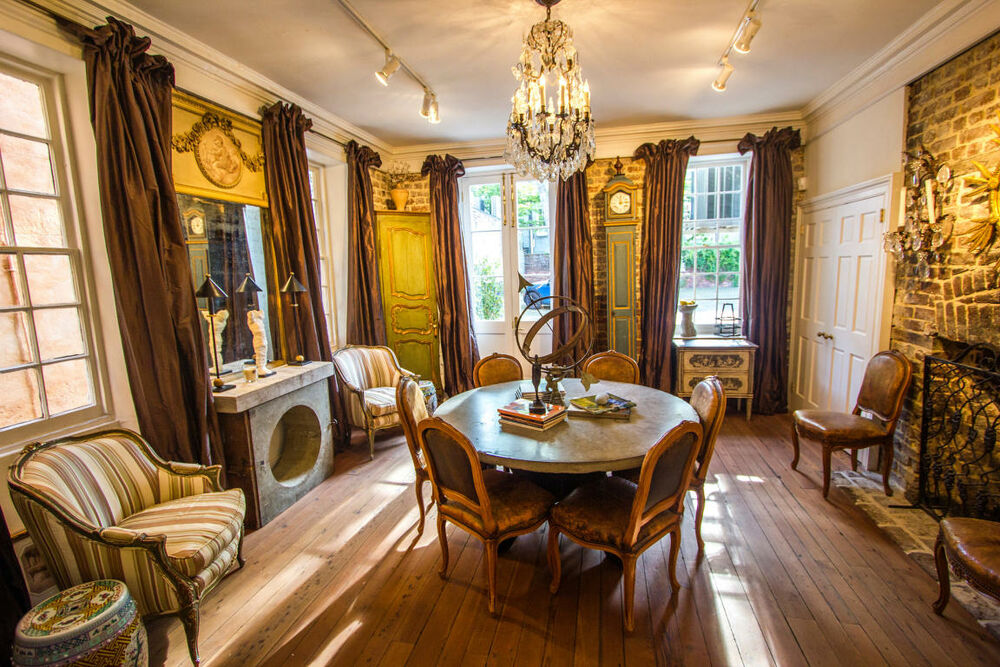 Art Gallery Church the Street & Gallery