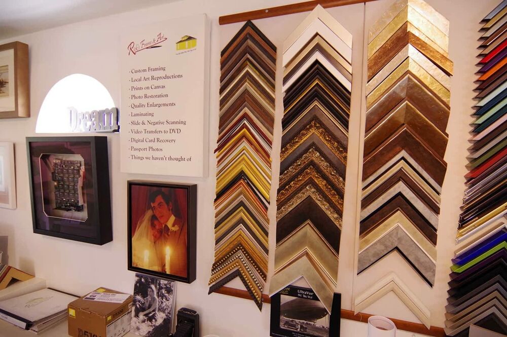 Art Gallery Rick’s Gallery & Framing
