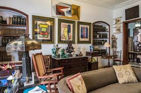 Art Gallery Rebacca’s Gallery Custom Framing